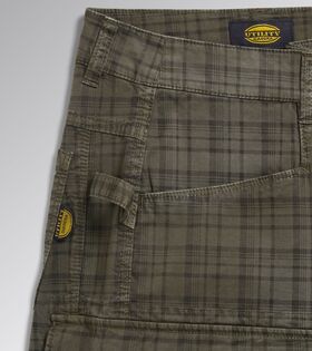 179824-70167 - PANTALONCINI BERMUDA TINTO CAPO DIADORA UTILITY - Abbigliamento da lavoro