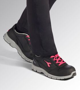 181154-2017 - Scarpa antinfortunistica bassa mod. Run Low S3 SRC ESD col. C2017 Utility Diadora - Calzature