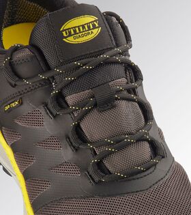 182045 - SCARPA DA TREKKING SENZA PUNTALE IMPERMEABILI DIADORA FREEDOM LOW O6 SR - Calzature