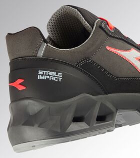 181161-C4115 - SCARPE ANTINFORTUNISTICHE DA LAVORO DIADORA UTILITY MODELLO SHARK STABLE IMPACT LEATHER LOW S3S FO SRC ESD - Calzature